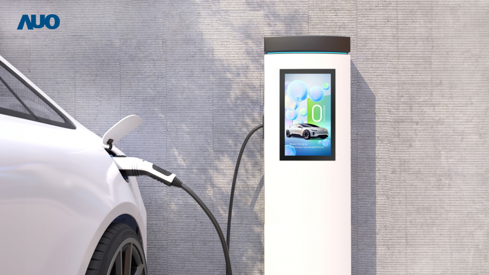 友達〝EVSE車用充電樁解決方案〞專為電動汽車充電樁設計，具有高亮度、克服戶外艱難環境的耐溫、耐紫外線等特性，並搭載散熱性及擴充性強的高效能工業電腦，可實現人機互動訴求，如資訊顯示、支付等應用